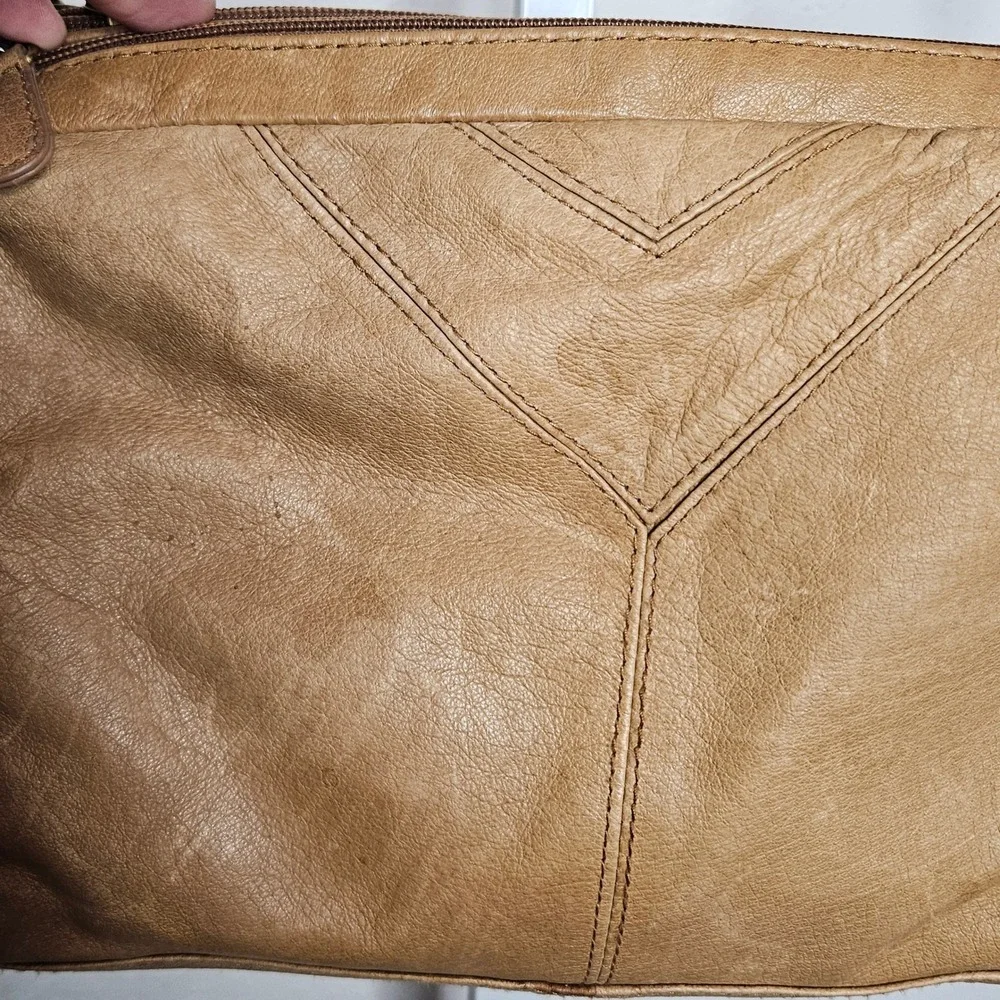 Great American Leather Works Tan Leather Crossbody Bag Tassel Boho Slouchy - Picture 3 of 11